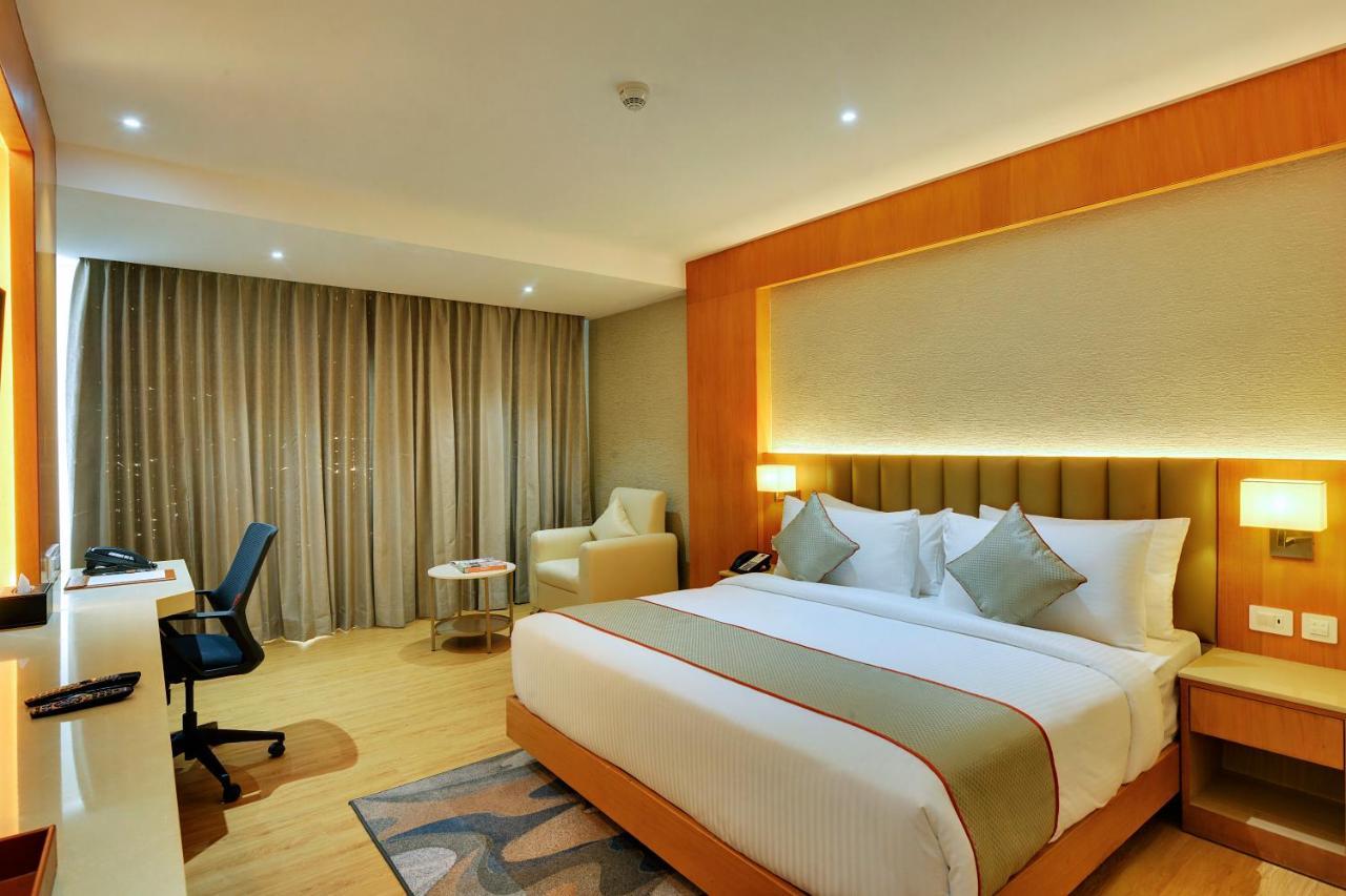 Clarion Hotel Bangalore Yesvantpur Extérieur photo