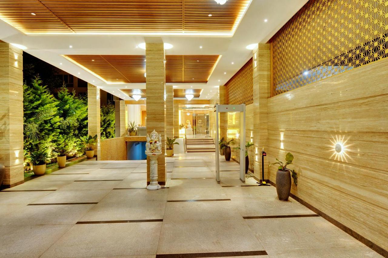 Clarion Hotel Bangalore Yesvantpur Extérieur photo