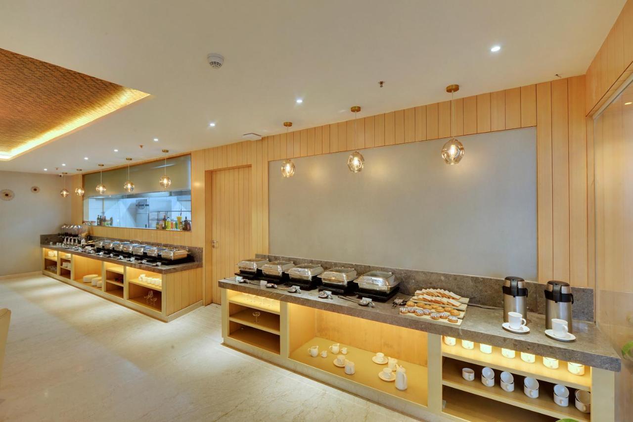 Clarion Hotel Bangalore Yesvantpur Extérieur photo
