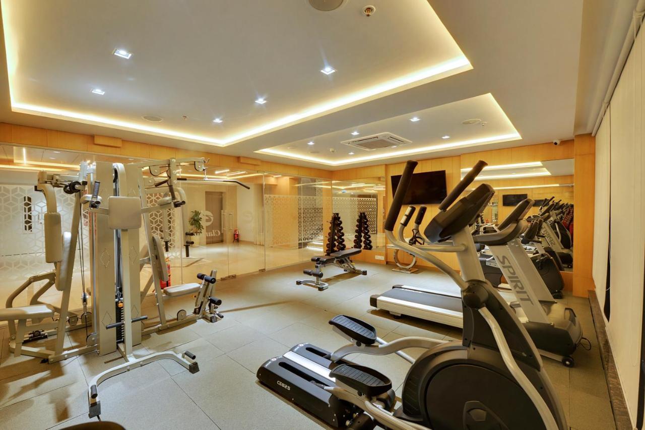 Clarion Hotel Bangalore Yesvantpur Extérieur photo